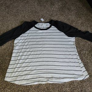 Maurices TShirt Size 2X Plus Size Tunic Stripe Shirt NEW